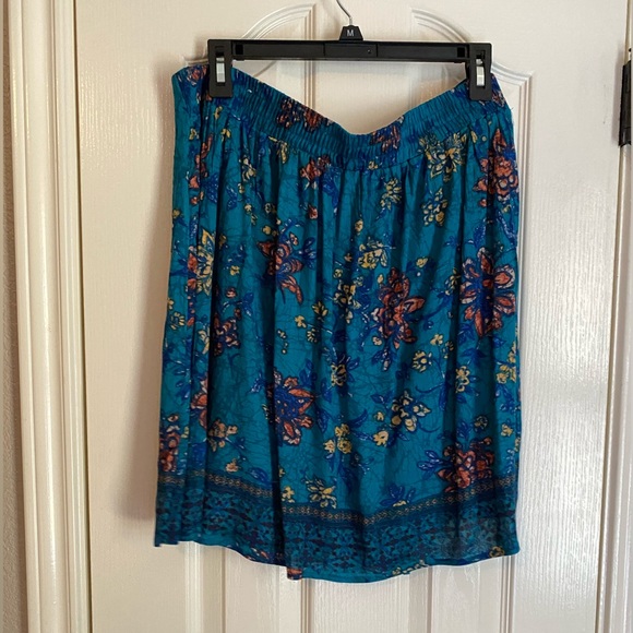 Maurices faux wrap skirt - Picture 3 of 5